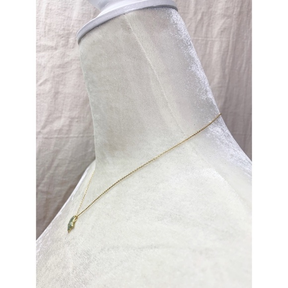 Gold washed Sterling Silver Starfish necklace - Picture 2 of 8